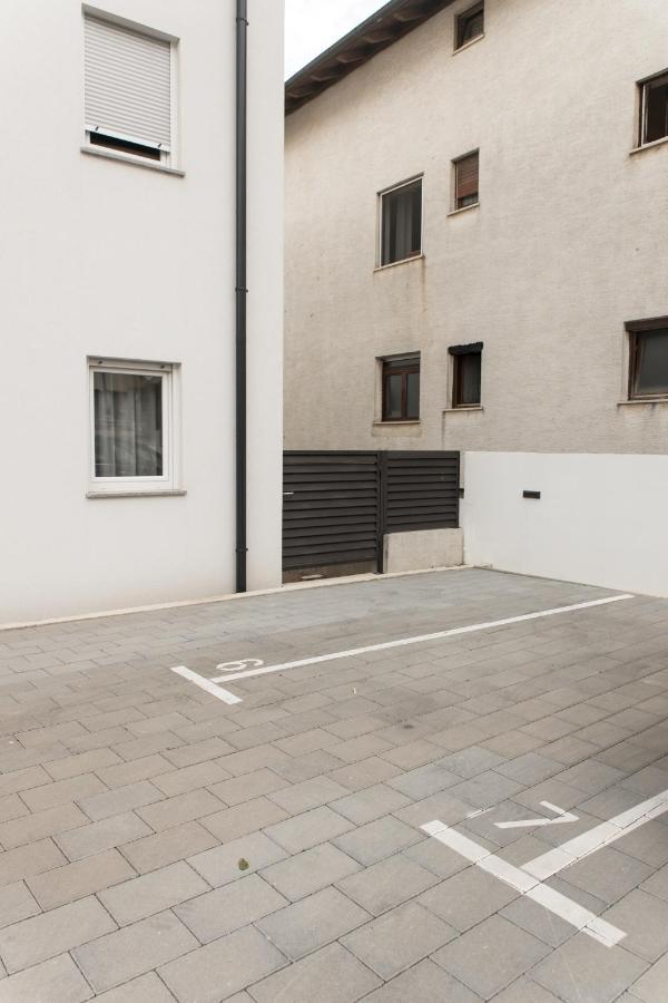 Apartment Zara - Luxury Apartment With Private Pool Extérieur photo