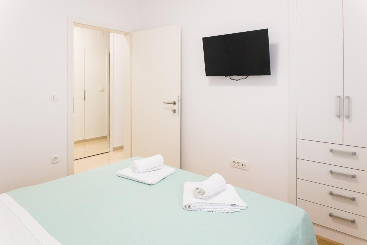 Apartment Zara - Luxury Apartment With Private Pool Extérieur photo