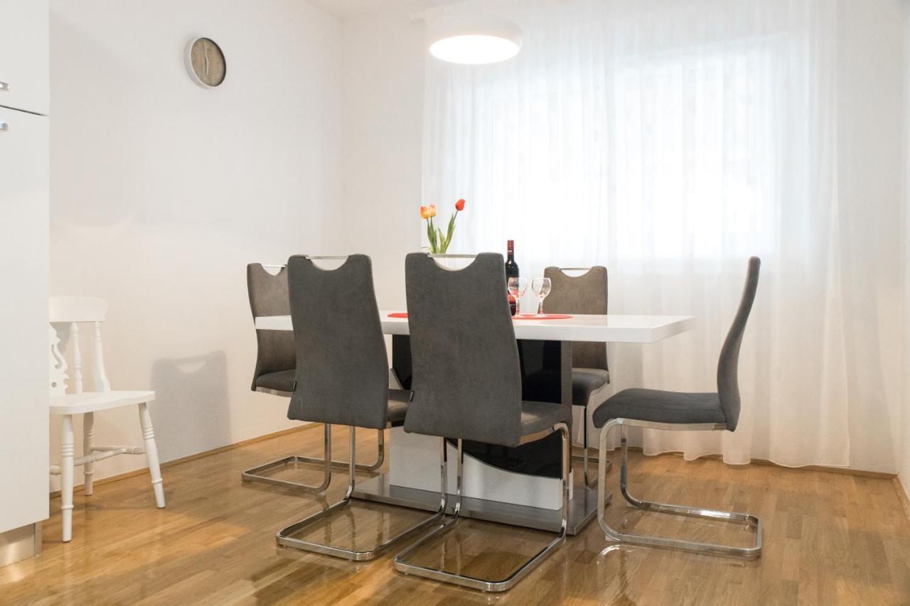 Apartment Zara - Luxury Apartment With Private Pool Extérieur photo