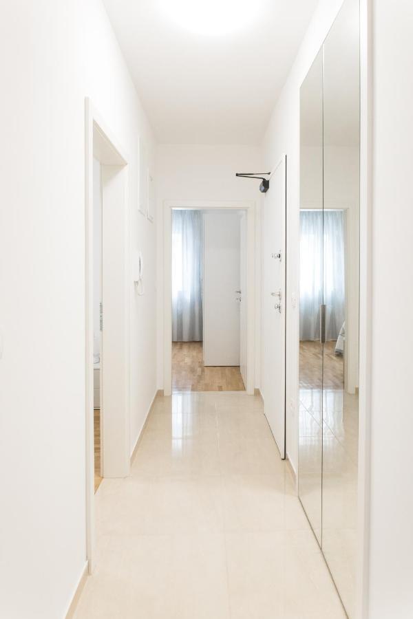 Apartment Zara - Luxury Apartment With Private Pool Extérieur photo
